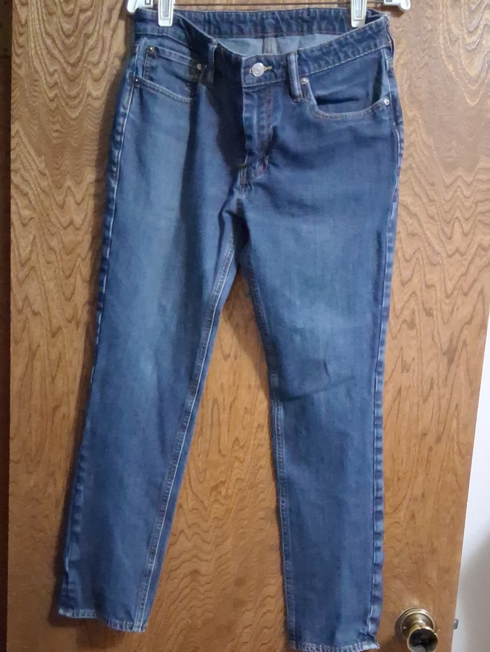 Levi's Men's Straight-Leg Jeans in Medium Blue Wash